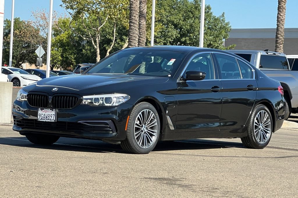 Used 2019 BMW 530e w/ Convenience Package RWD image 10