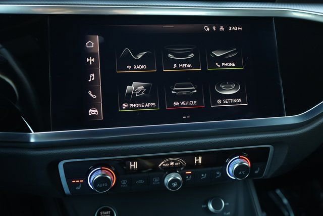 Used 2022 Audi Q3 2.0T Premium image 21