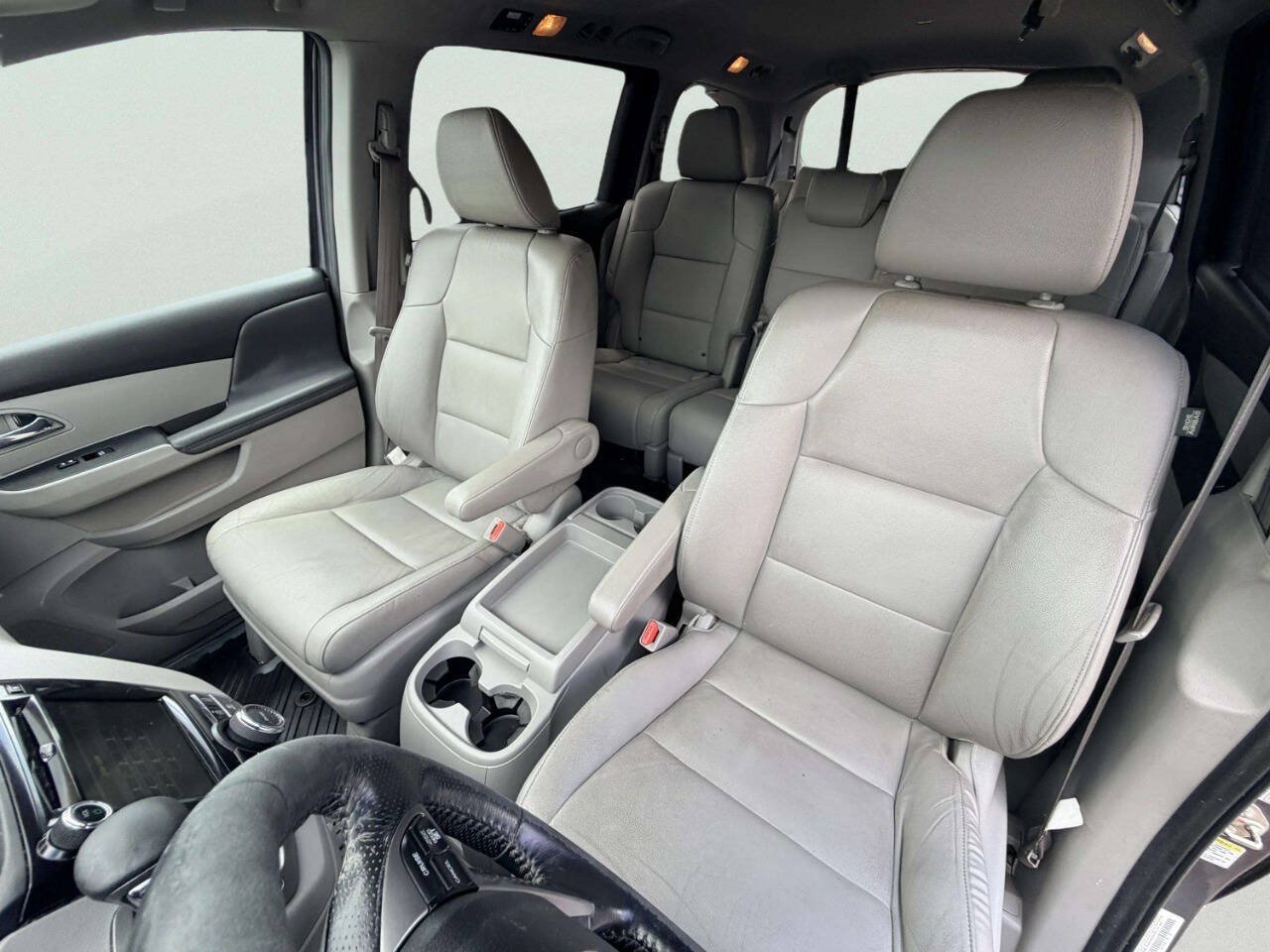 Used 2016 Honda Odyssey EX-L image 17