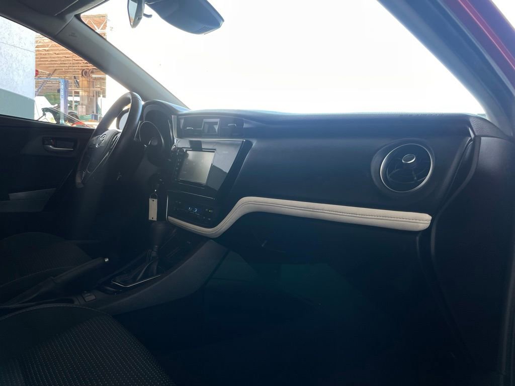 Used 2018 Toyota Corolla iM w/ All-Weather Mat Package image 16