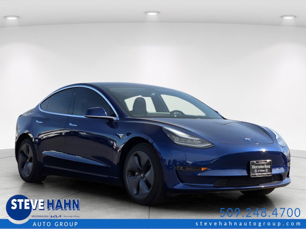 Used 2020 Tesla Model 3 Standard Range RWD image 1