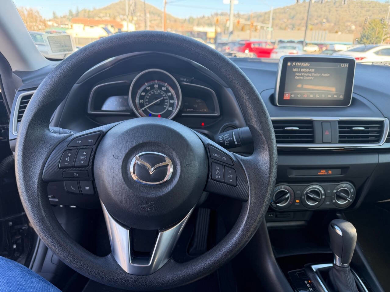 Used 2016 MAZDA MAZDA3 i Sport w/ Preferred Equipment Package image 10