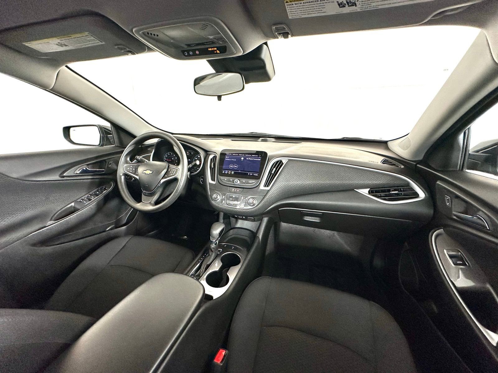 Used 2025 Chevrolet Malibu LS w/ LPO, Floor Liner Package image 2