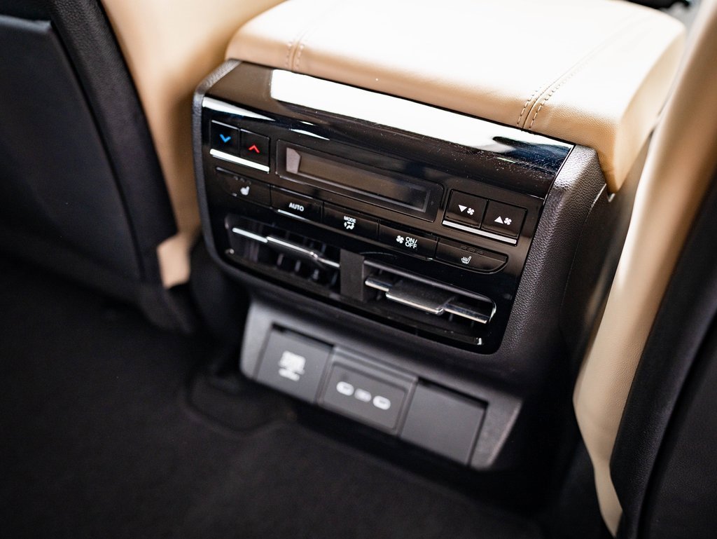 Certified 2025 Acura MDX w/ Advance Package image 36