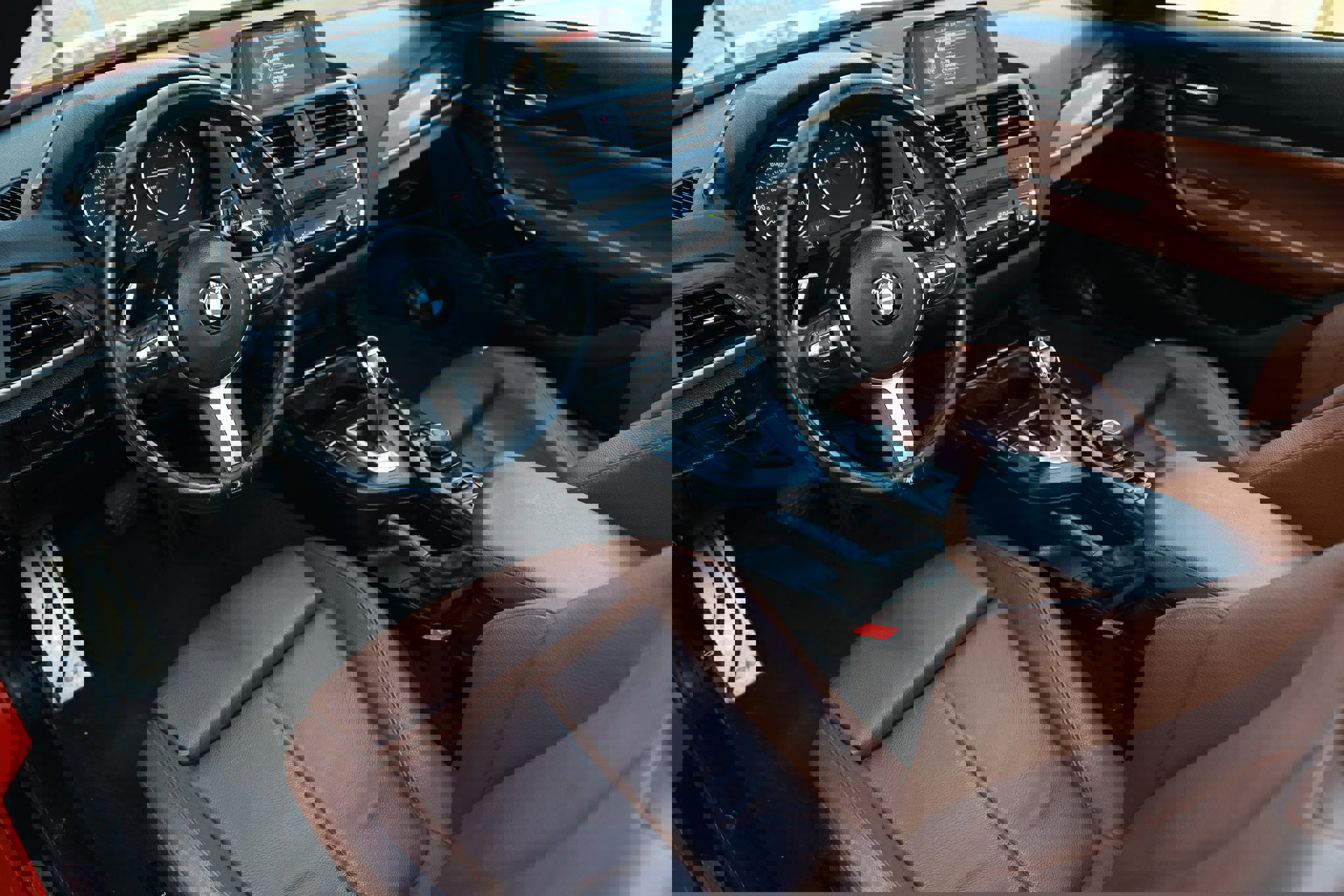 Used 2015 BMW M235i Convertible image 6