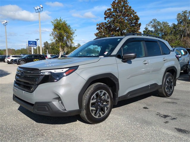 Used 2025 Subaru Forester Premium w/ Convenience Package #2 image 8