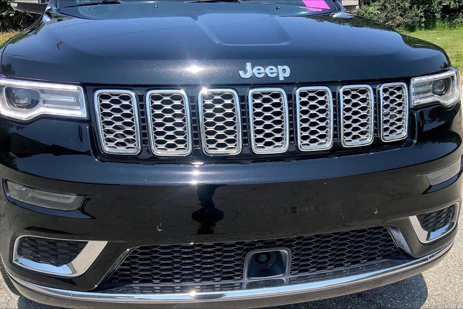 Used 2021 Jeep Grand Cherokee Summit AWD/4WD image 30