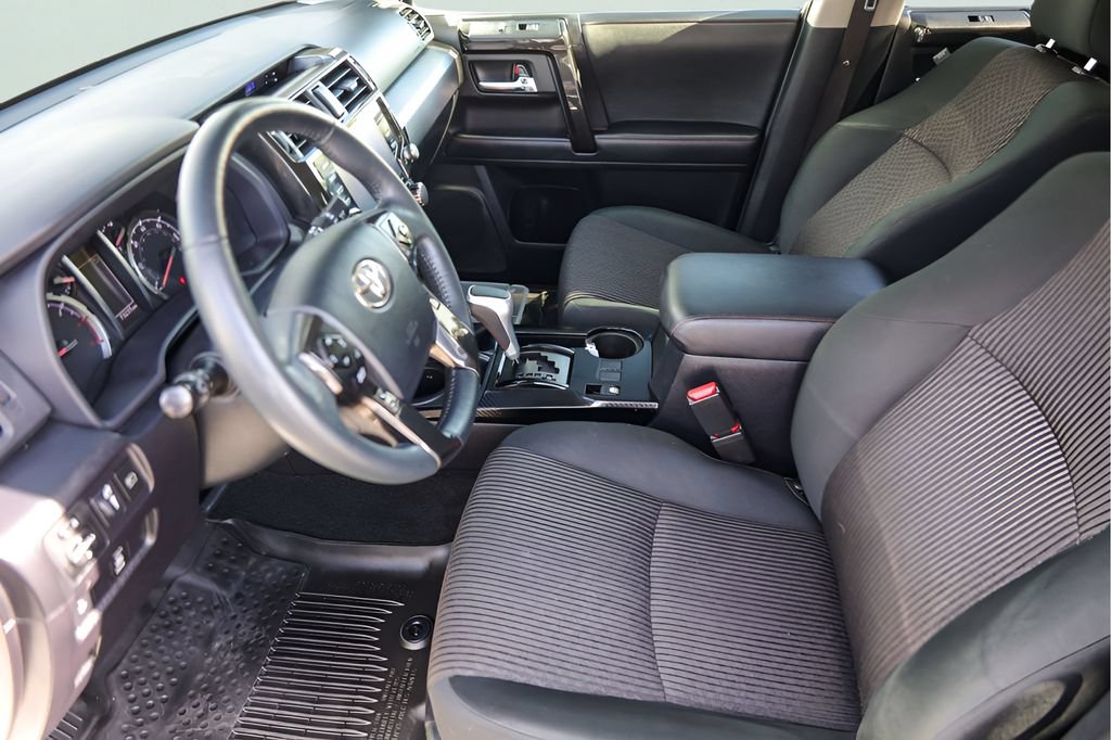 Used 2021 Toyota 4Runner TRD Off-Road AWD/4WD image 12