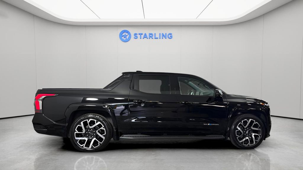 Certified 2024 Chevrolet Silverado EV RST image 8