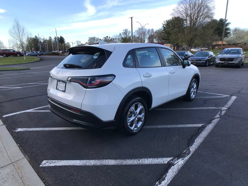 Certified 2023 Honda HR-V LX image 14