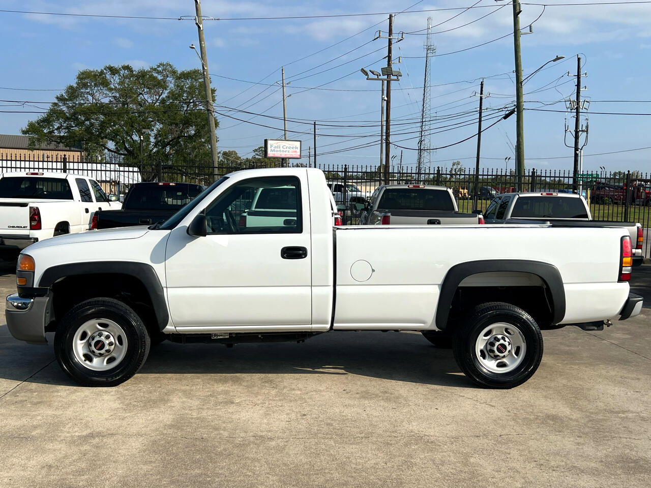 Used 2004 GMC Sierra 2500 W/T image 3