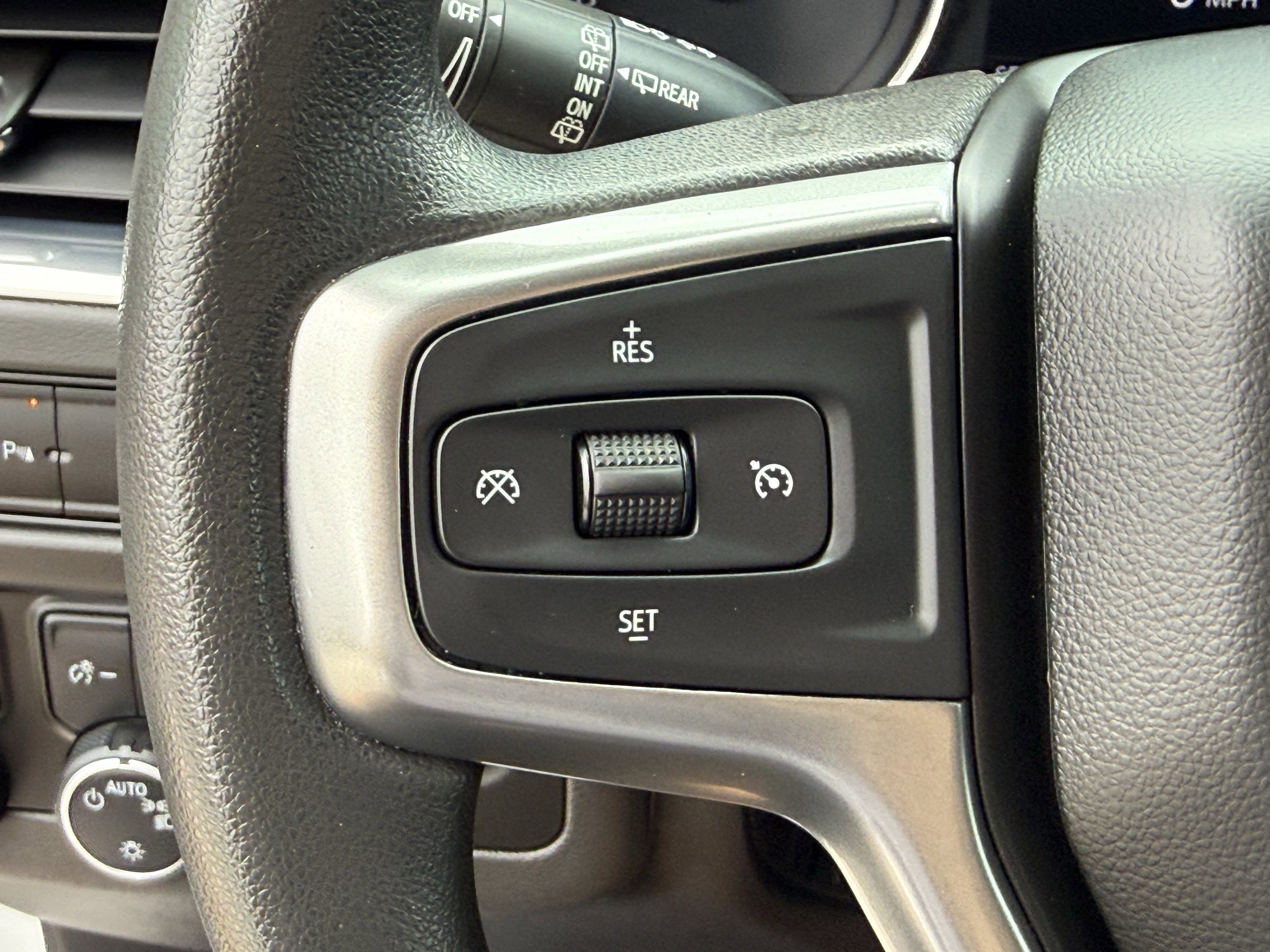 Used 2021 Chevrolet Tahoe 2WD w/ Remote Keyless Entry Package image 16