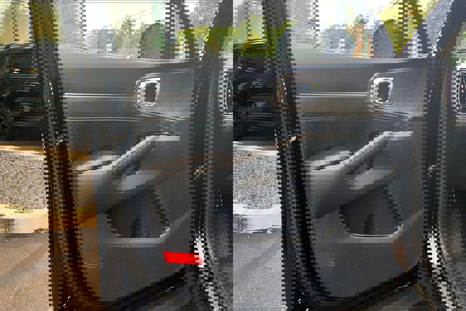 Used 2024 Kia Sorento SX image 25