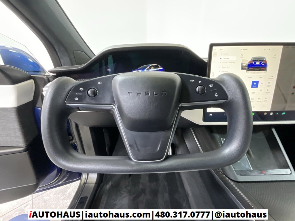 Used 2023 Tesla Model X Plaid image 21