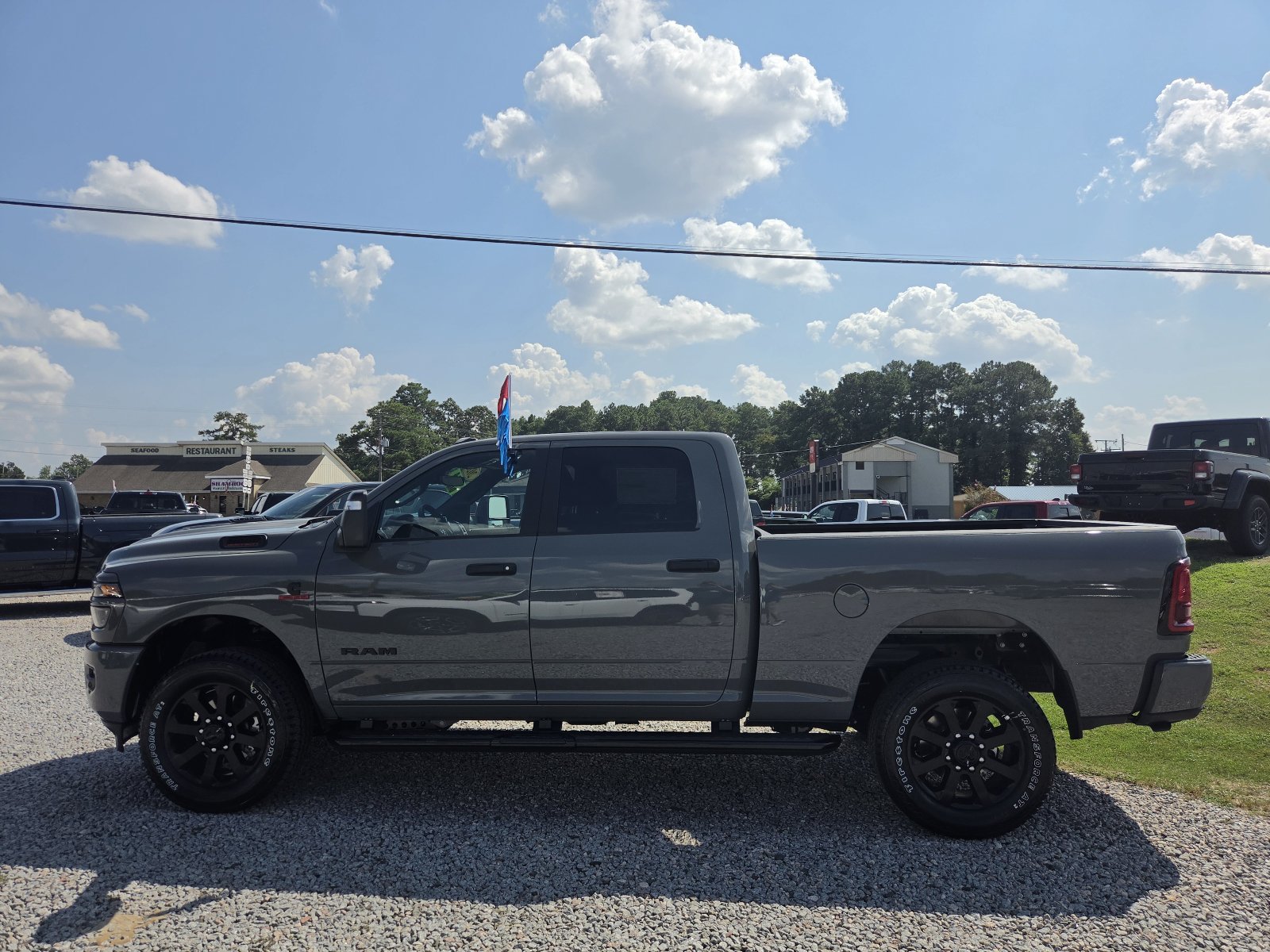 New 2026 RAM 2500 Big Horn AWD/4WD image 7