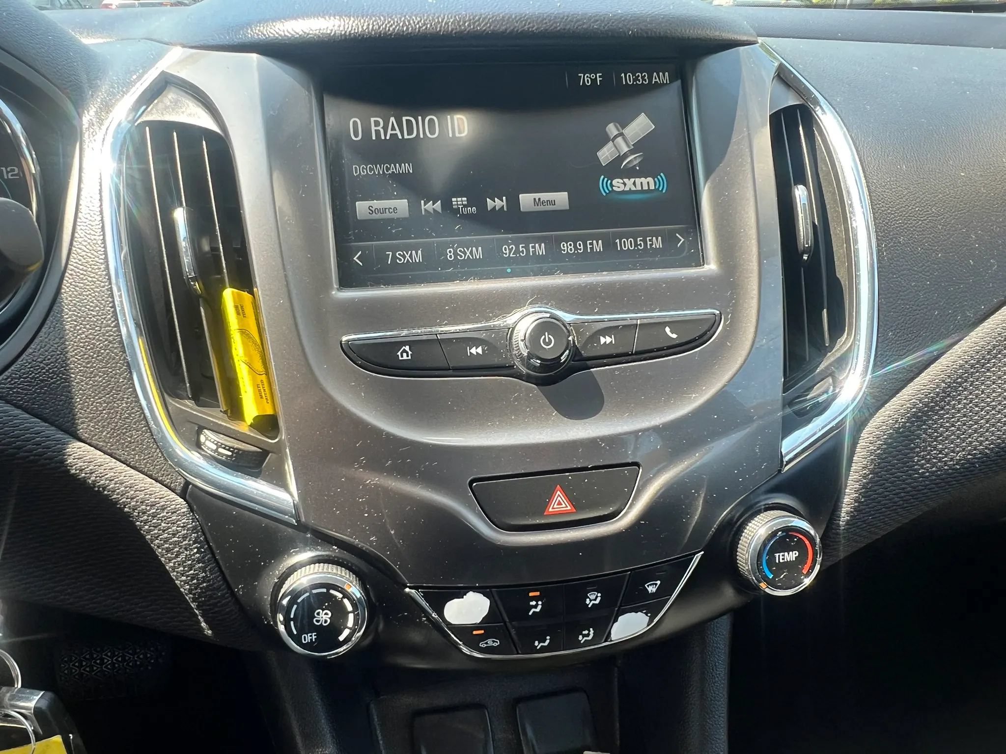Used 2018 Chevrolet Cruze LT FWD image 21