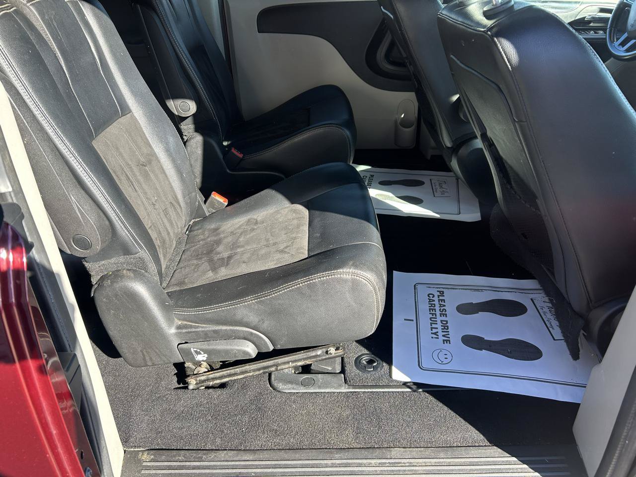 Used 2019 Dodge Grand Caravan SXT FWD image 11