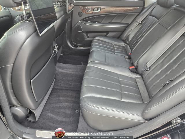Used 2011 Hyundai Equus Signature RWD image 25