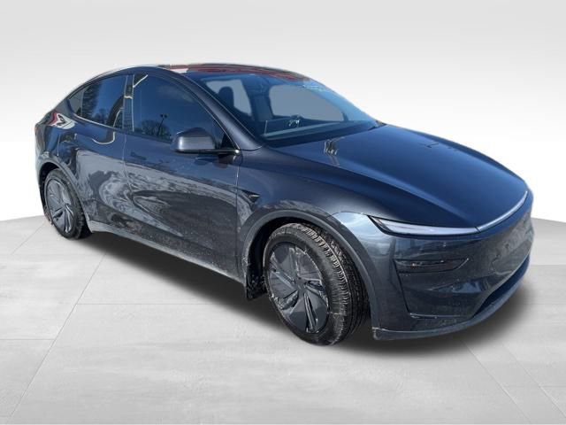 Used 2026 Tesla Model Y Long Range image 3