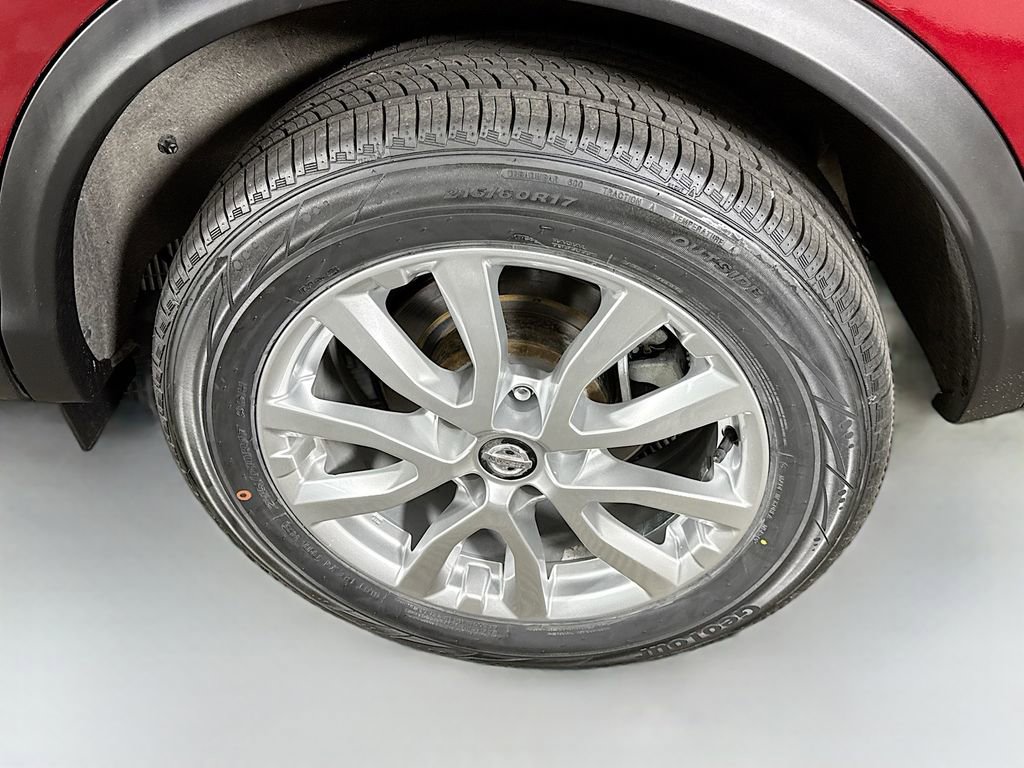 Used 2021 Nissan Rogue Sport S image 31