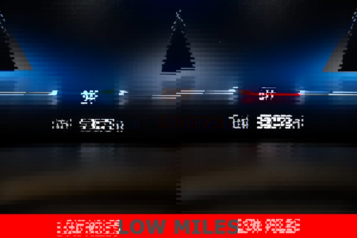 Used 2024 BMW X7 M60i image 13