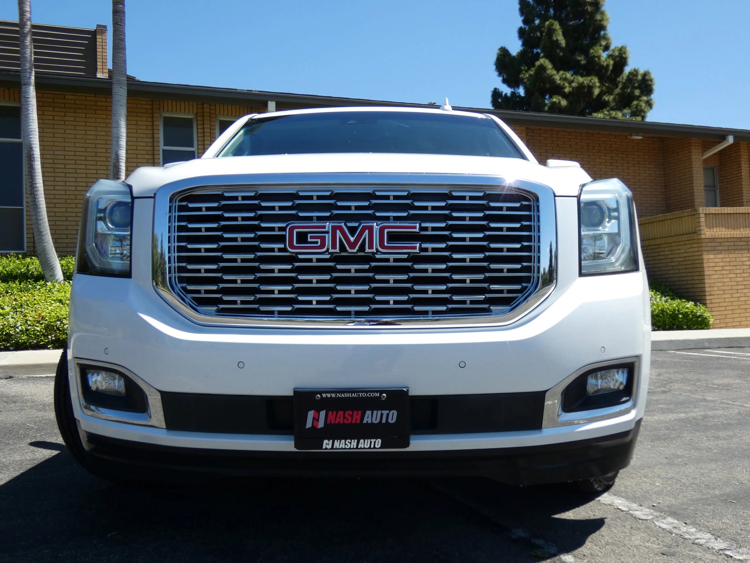 Used 2018 GMC Yukon Denali w/ Denali Ultimate Package image 19