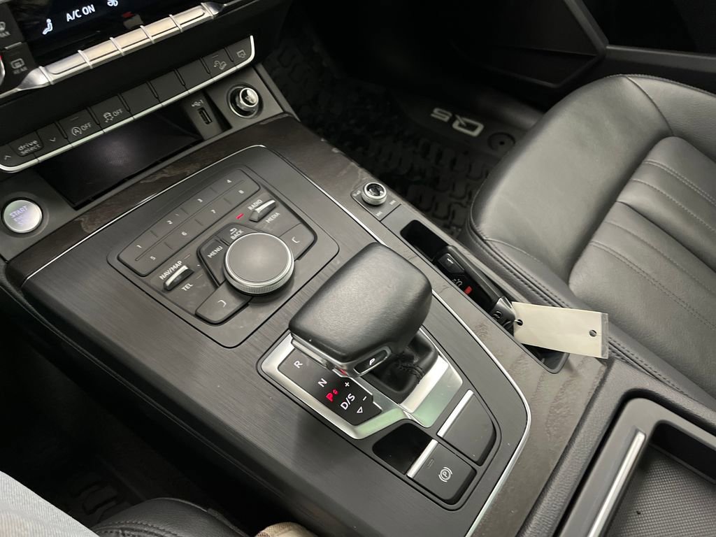 Used 2019 Audi Q5 2.0T Premium w/ Convenience Package image 24