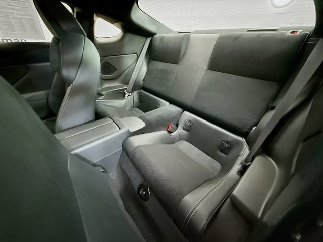 Used 2024 Toyota GR86 Premium image 22