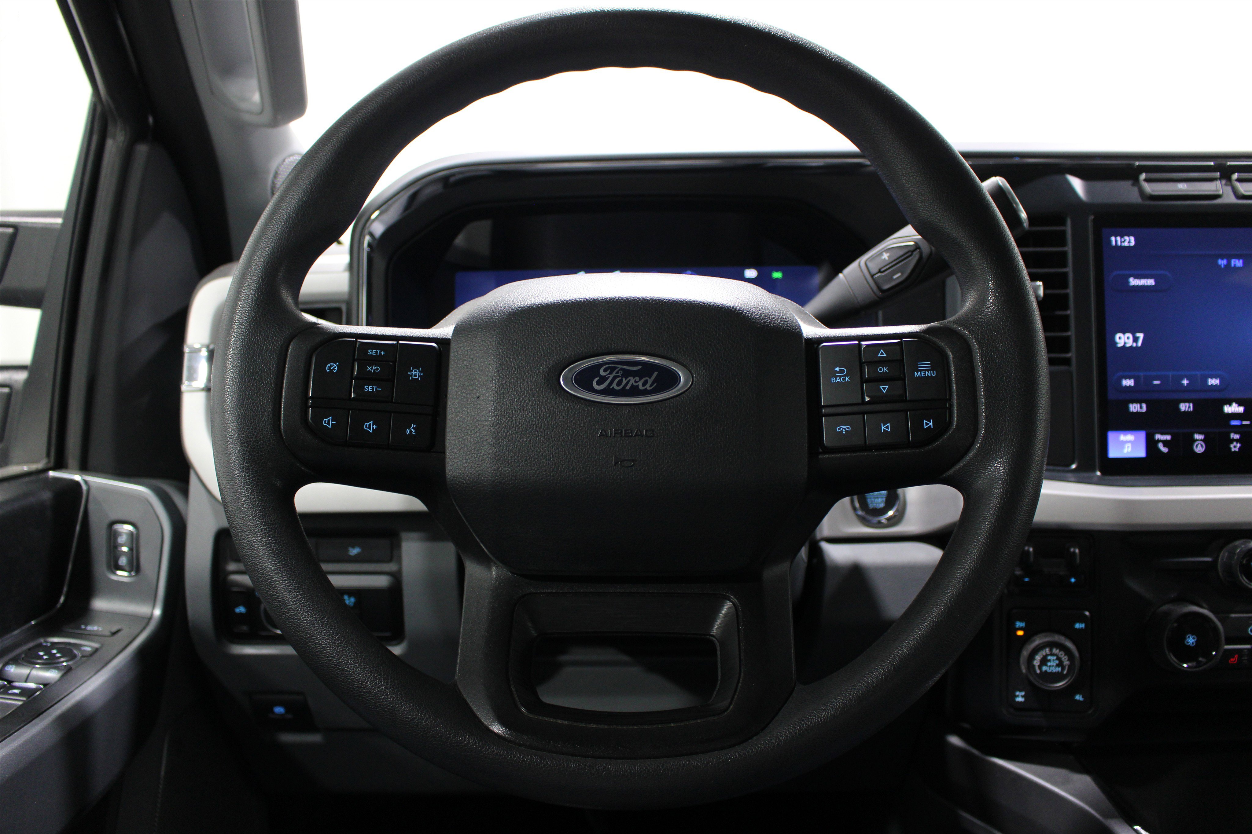 Used 2023 Ford F250 XLT w/ Tremor Off-Road Package image 10