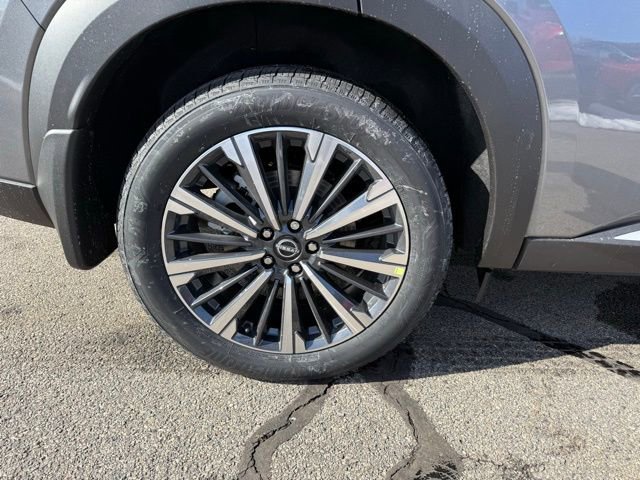 New 2026 Nissan Pathfinder Platinum w/ Cargo Package image 11