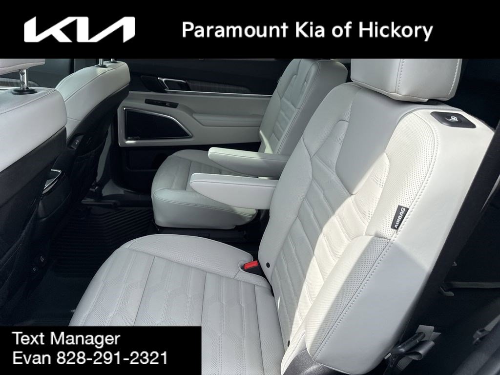 Used 2025 Kia Telluride SX Prestige image 18