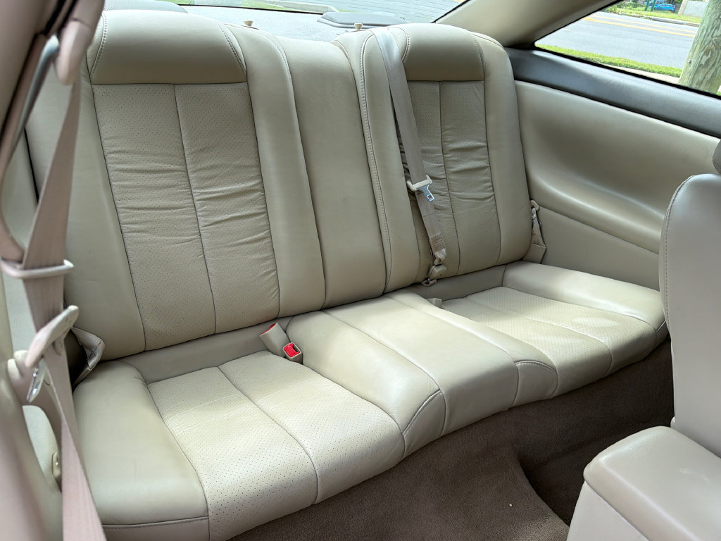 Used 1999 Toyota Solara SLE w/ Sport Pkg FWD image 10