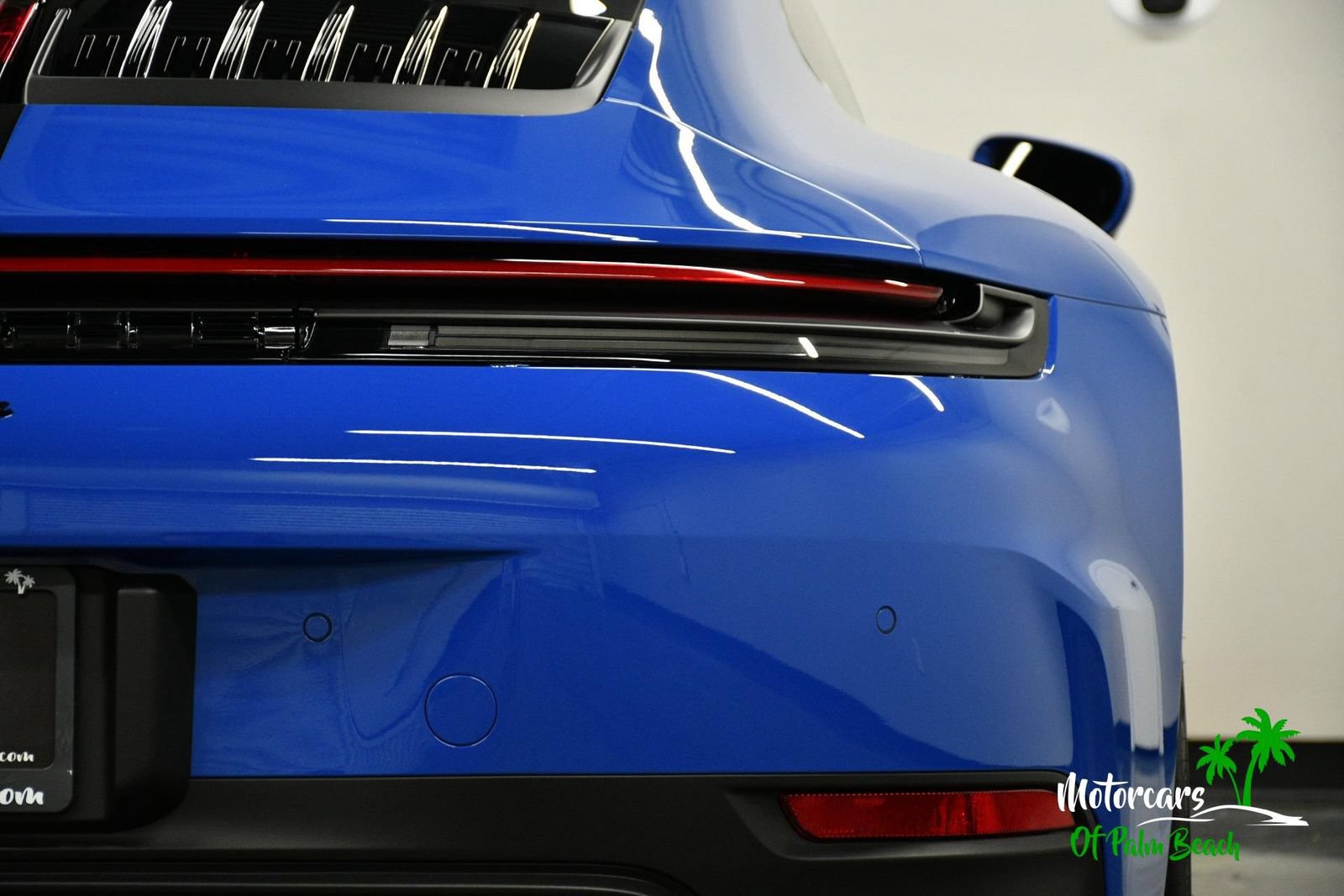 Used 2025 Porsche 911 Carrera RWD image 19