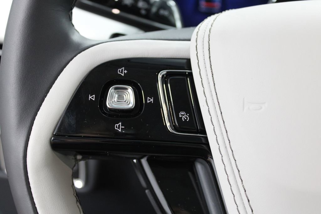 New 2025 Lincoln Aviator 2WD w/ Equipment Group 101A image 39