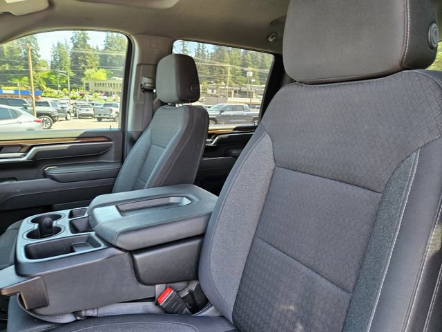 Used 2025 Chevrolet Silverado 2500 LT w/ Convenience Package AWD/4WD image 8