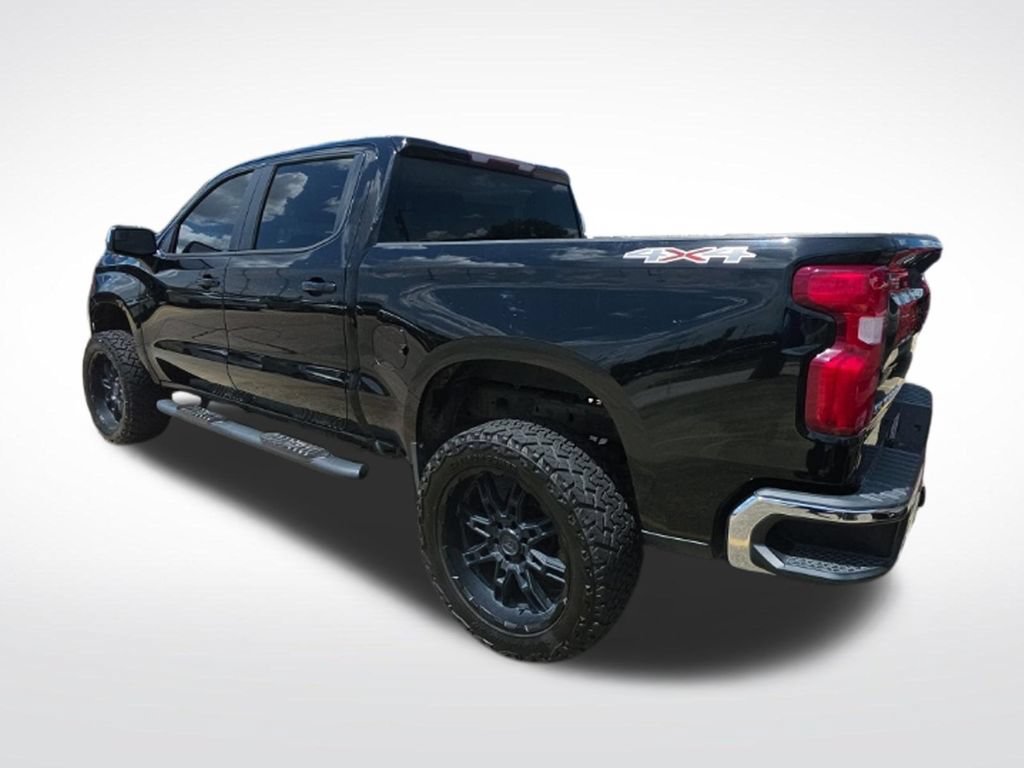 Used 2020 Chevrolet Silverado 1500 LT AWD/4WD image 7