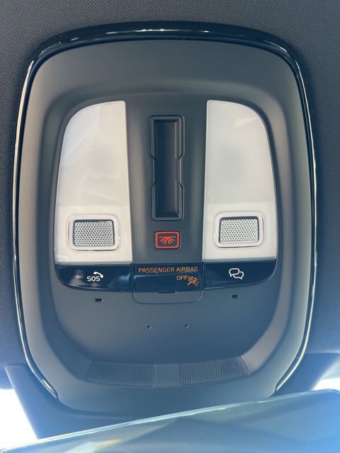 New 2026 Volvo XC90 B6 Plus w/ Protection Package Premier image 20