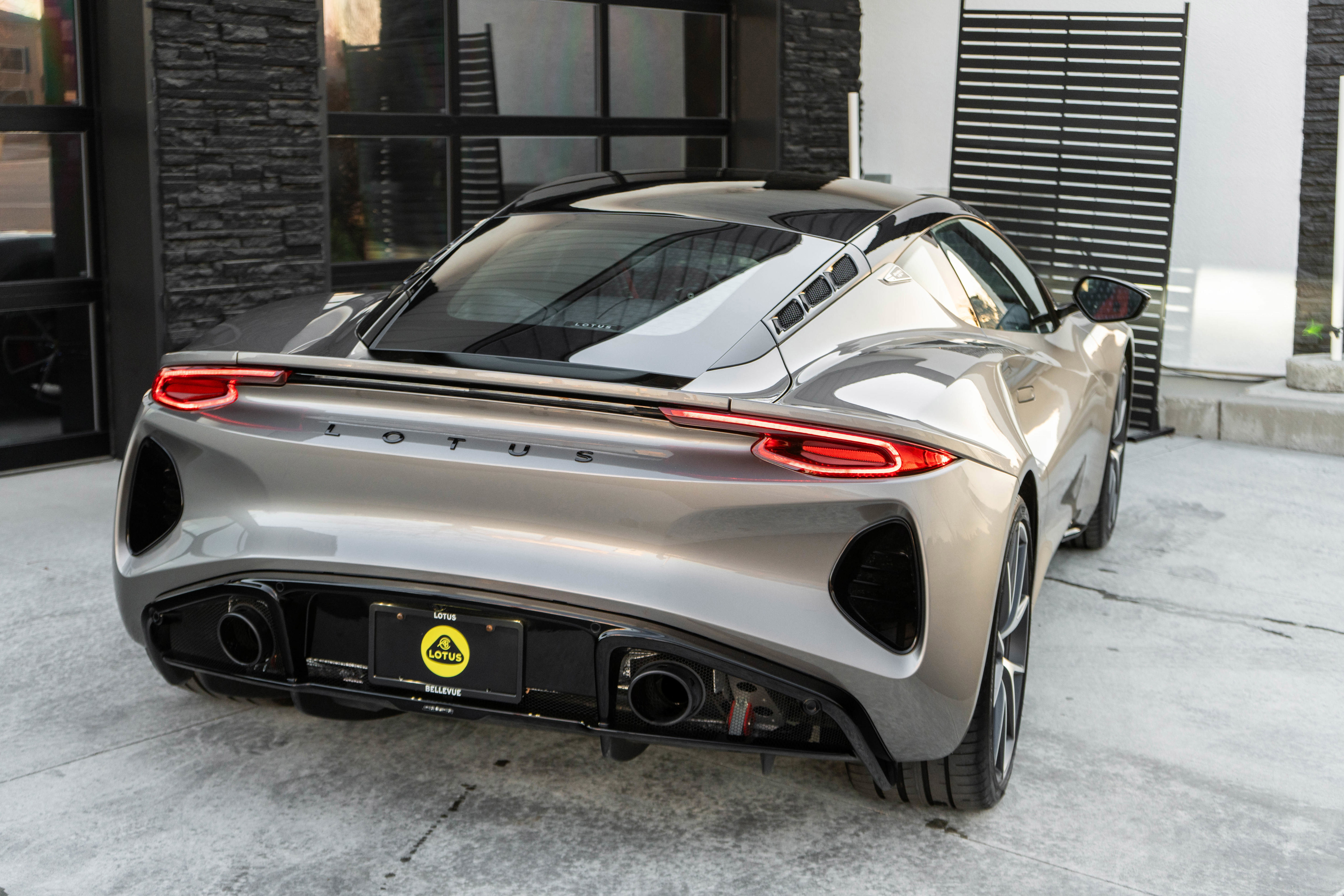 Used 2024 Lotus Emira First Edition image 10