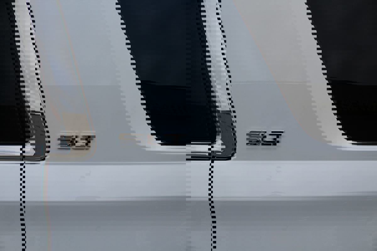 Used 2015 GMC Yukon SLT w/ Open Road Package image 15