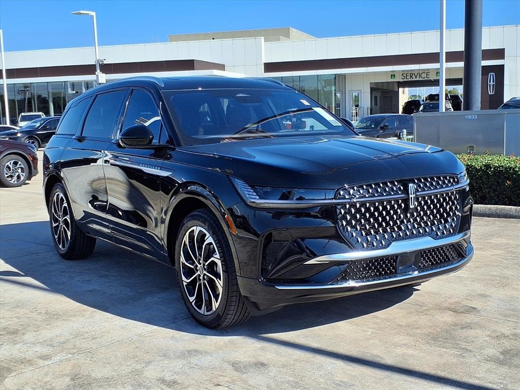 New 2026 Lincoln Nautilus Reserve image 13