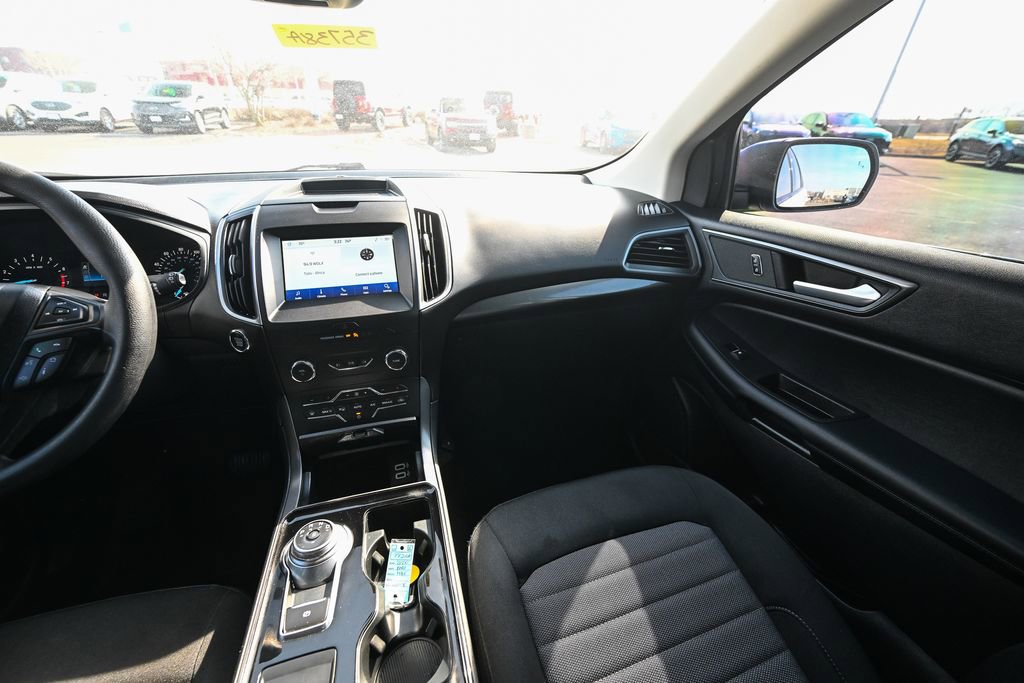 Used 2020 Ford Edge SE AWD/4WD image 32