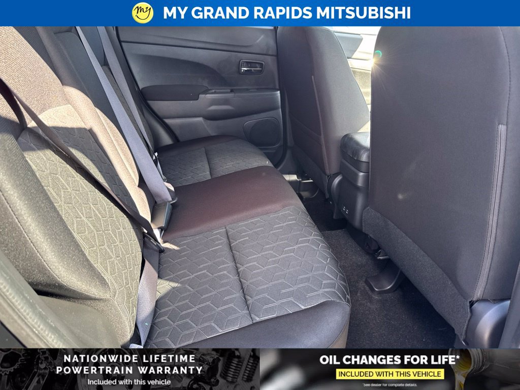 New 2027 Mitsubishi Outlander Sport LE AWD/4WD image 24