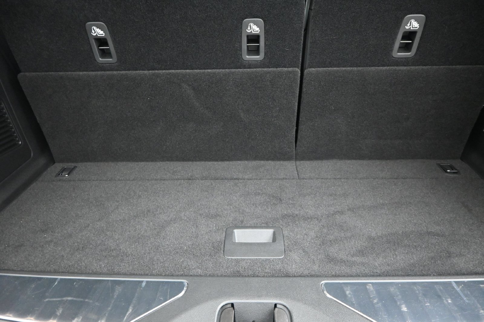 Certified 2025 INFINITI QX80 Luxe RWD image 21