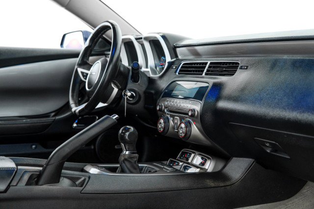Used 2010 Chevrolet Camaro SS w/ RS Package RWD image 19