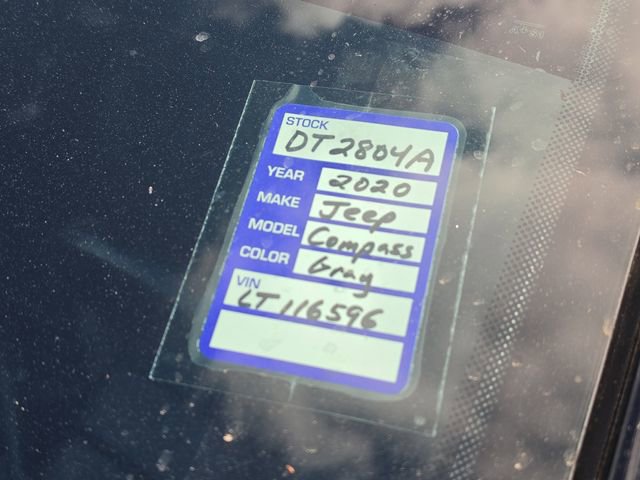 Used 2020 Jeep Compass Trailhawk w/ Cold Weather Group AWD/4WD image 11