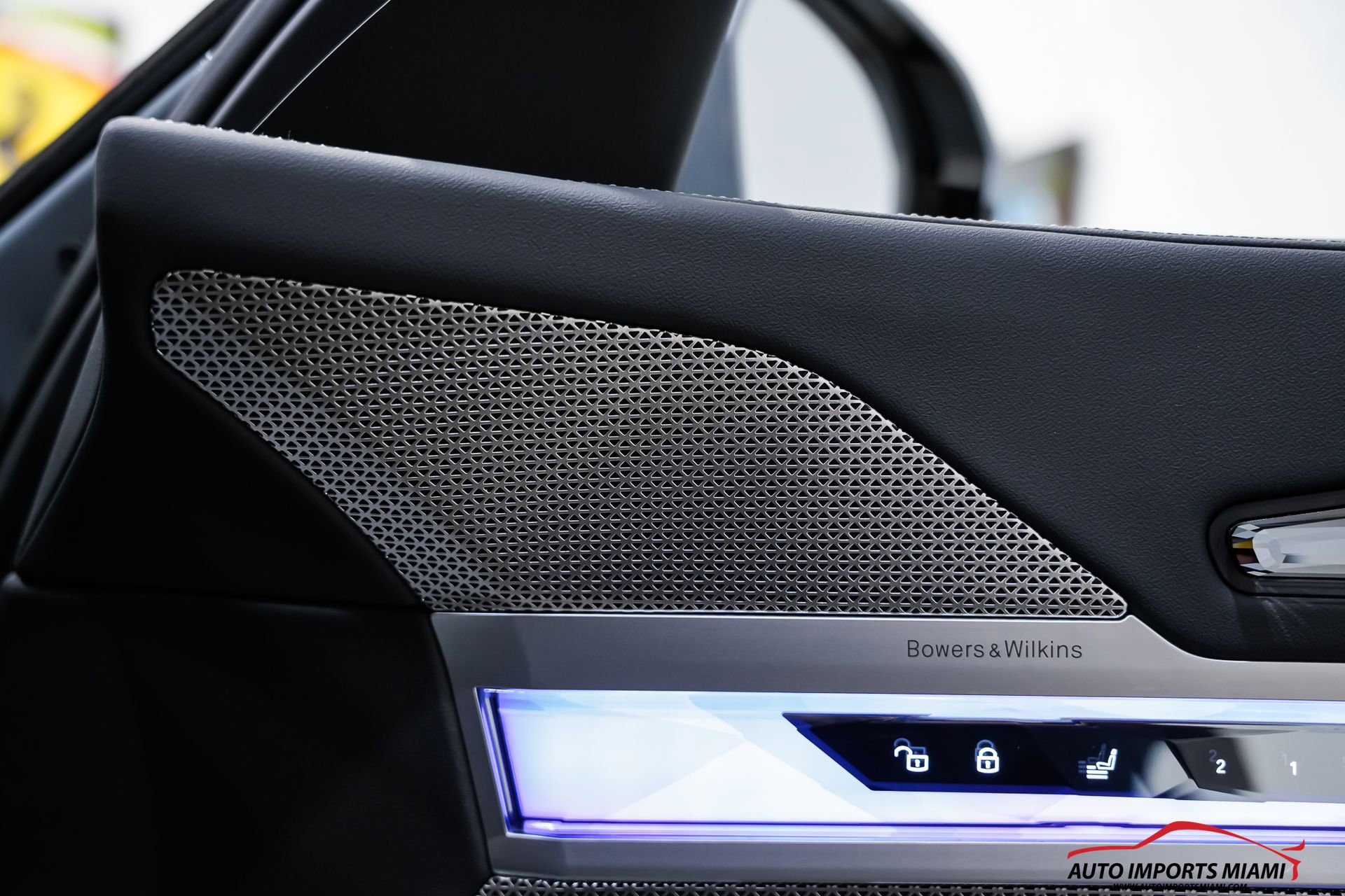 Used 2023 BMW 740i image 52