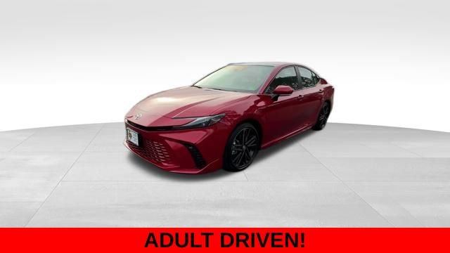 Used 2025 Toyota Camry XSE image 2