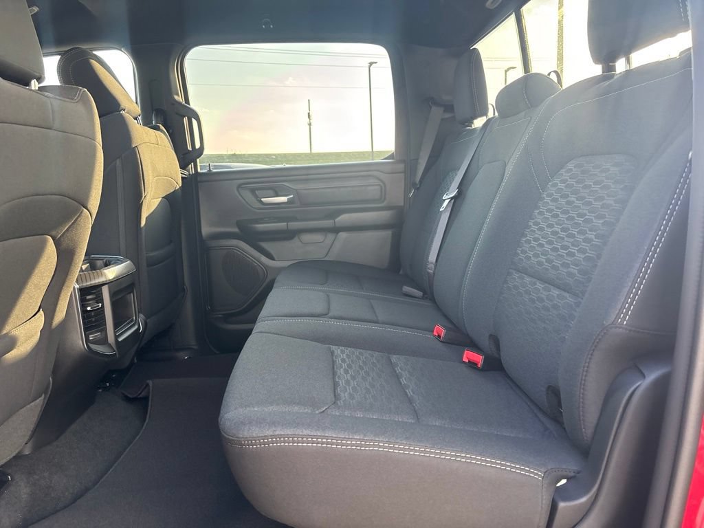 New 2027 RAM 1500 Express AWD/4WD image 8