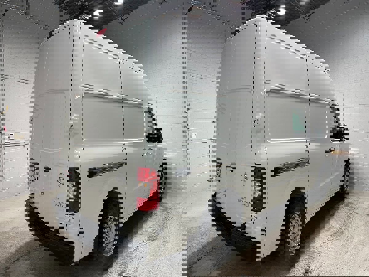Used 2021 Nissan NV 2500 S image 5