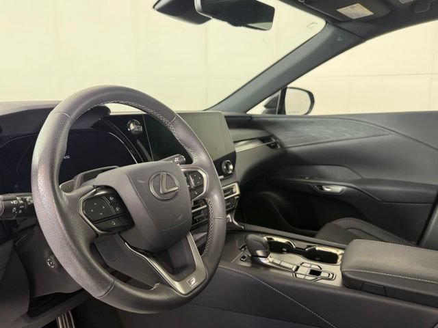 Certified 2023 Lexus RX 350 F Sport w/ Cold Area Package AWD/4WD image 19